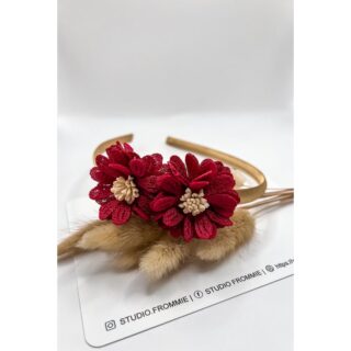 ✨ Neu bei Kathis – festlicher Haarschmuck von Studio Frommie! ✨
Ob für Weihnachten, Silvester oder besondere Anlässe – die handgefertigten Haarspangen und -reifen von Studio Frommie bringen Glanz und Stil in jedes Outfit. 💫
Nachhaltig produziert, mit viel Liebe zum Detail und perfekt, um deinem Look das gewisse Etwas zu verleihen. 🌿💛
Komm vorbei und entdecke die neuen Designs – ideal auch als besonderes Geschenk! 🎁
Produkte sind schon im Online-Shop zu finden - Link 👇
📍 Kathis – natürliche & nachhaltige Vielfalt
#studiofrommie #haarschmuck #nachhaltigschön #weihnachten #geschenkidee #nachhaltig #kathisvielfalt #handgemacht #festlich