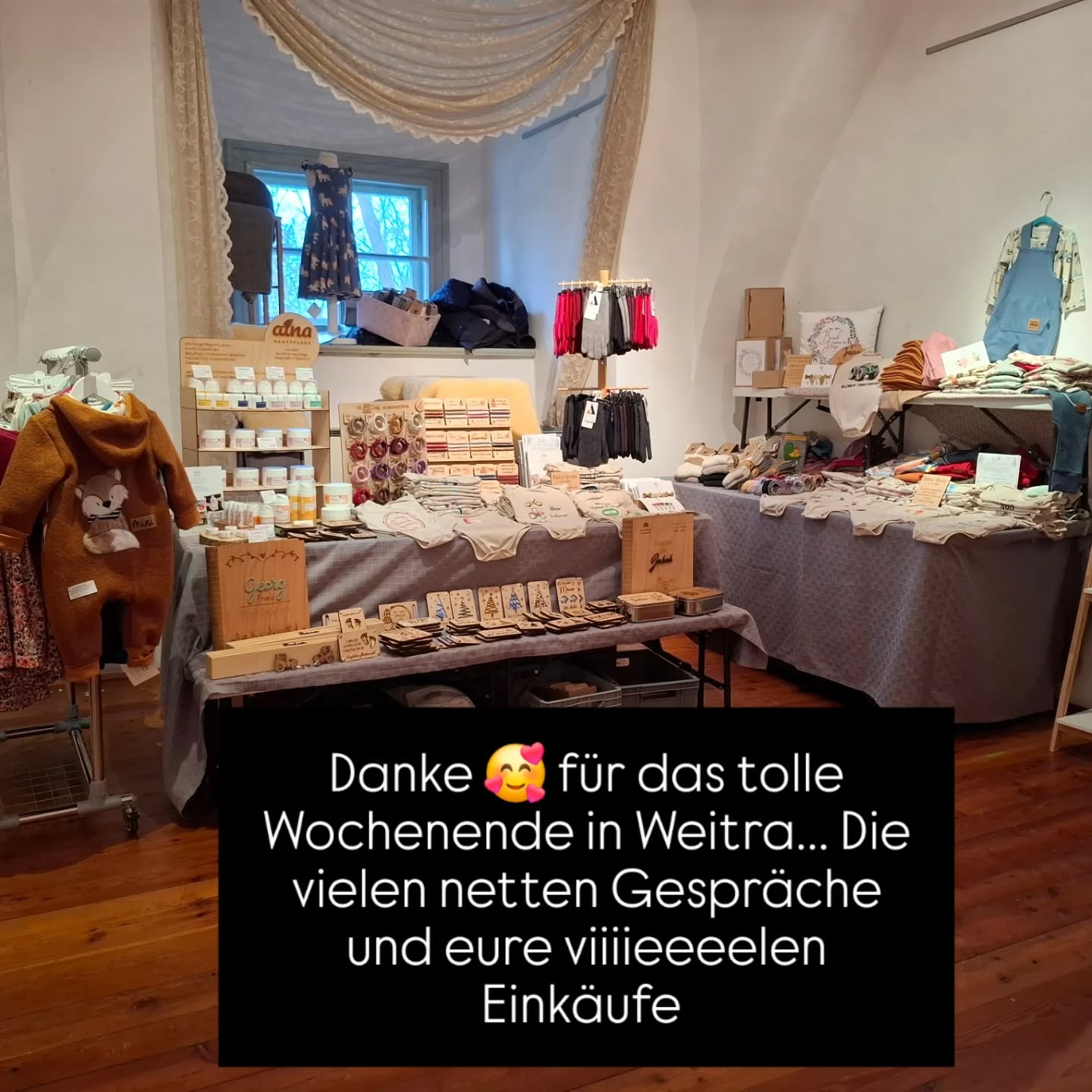 Danke ... Thanks... Merci... ab morgen wird der PopUpStore in Freistadt wieder gut gefüllt und ich freue mich auf eure Besuche
@adven_tage